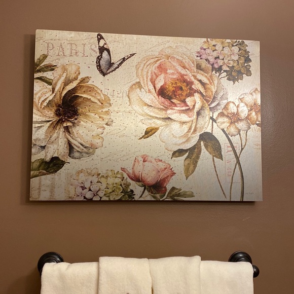 Beautiful Rose& Butterfly Art on Metal - Picture 7 of 13